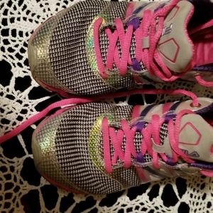 FILA  ENERGIZED SHOES SIZE  7